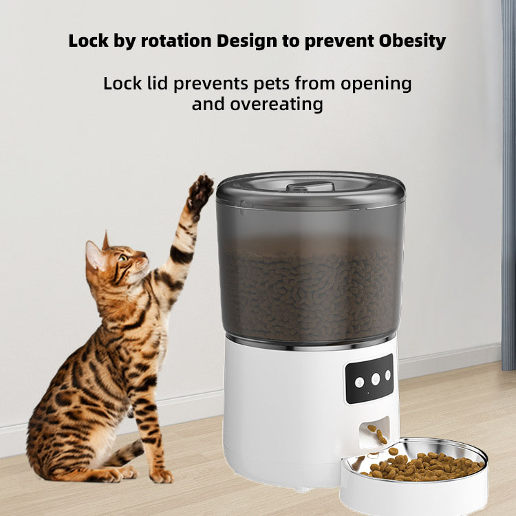 automatic pet feeder